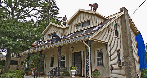 Best Local Roofing Companies  in Farmersburg, IN